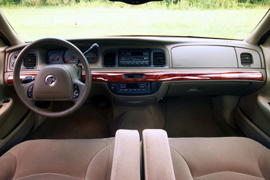  Mercury Grand Marquis 1998 года  (фото 42 из 79)